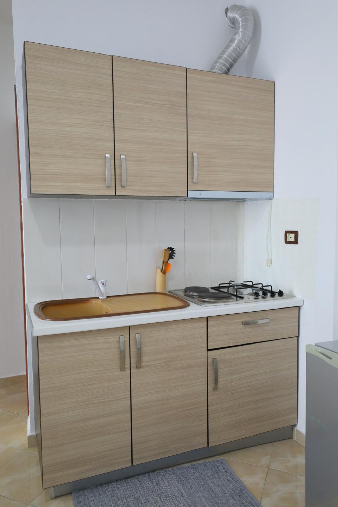Blue Bay Apartments Sarandë Esterno foto