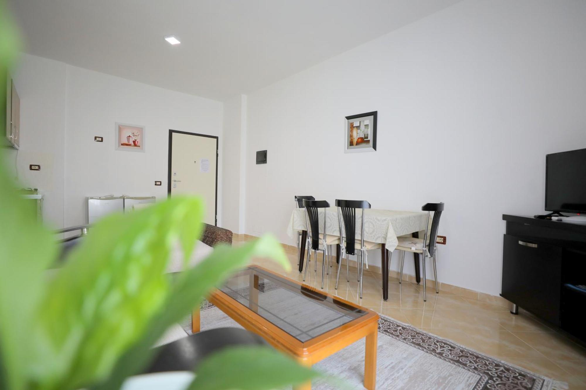 Blue Bay Apartments Sarandë Esterno foto