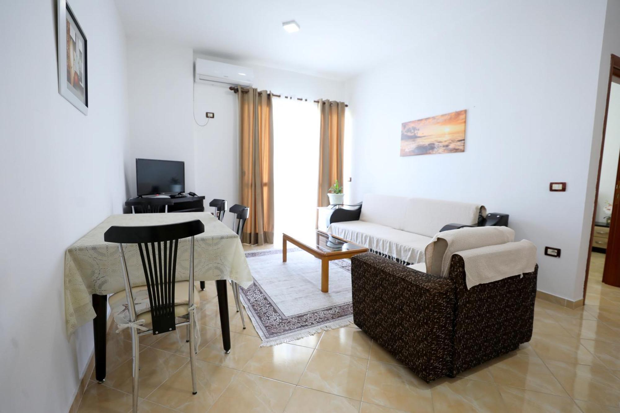 Blue Bay Apartments Sarandë Esterno foto