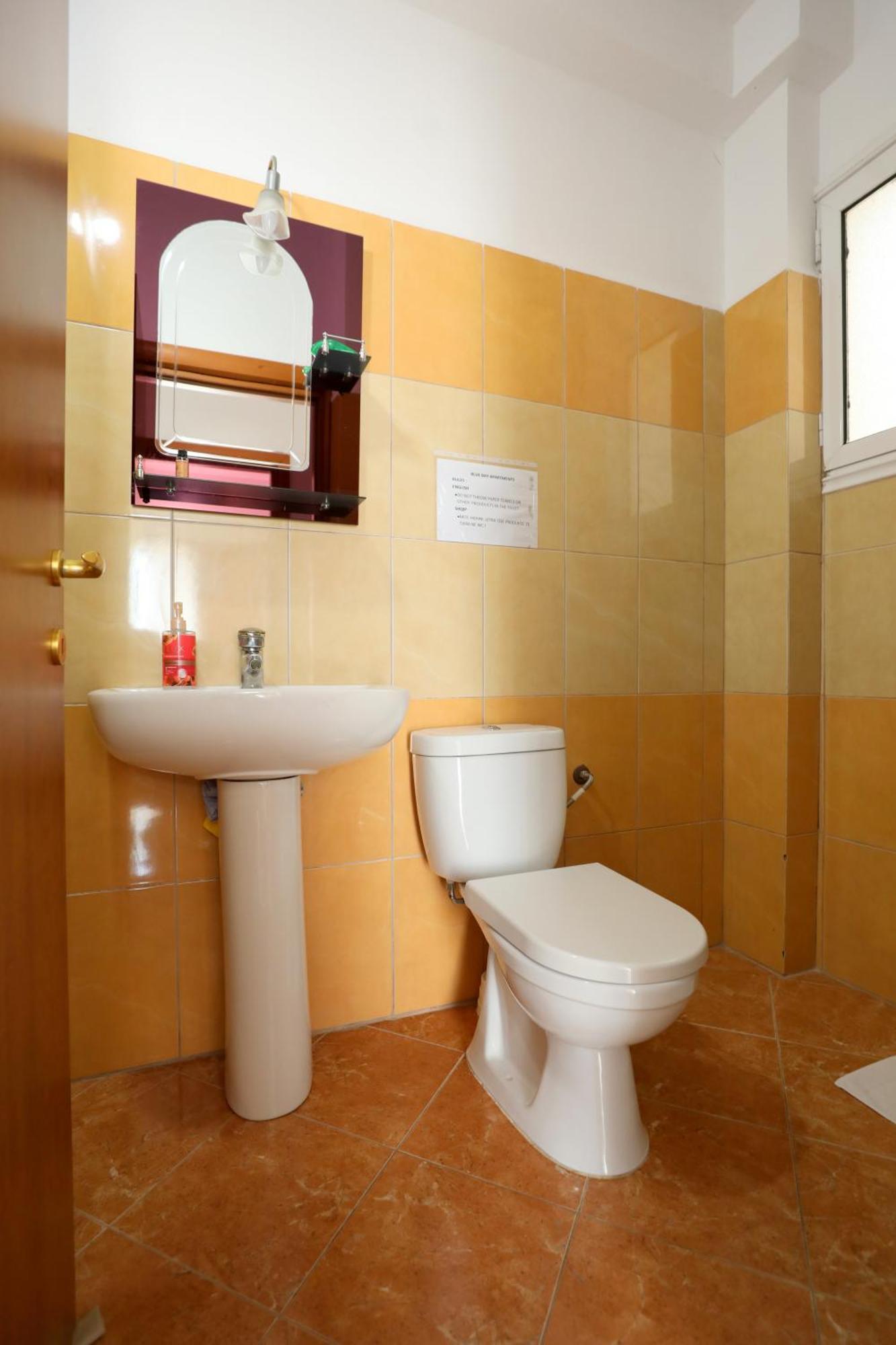Blue Bay Apartments Sarandë Esterno foto