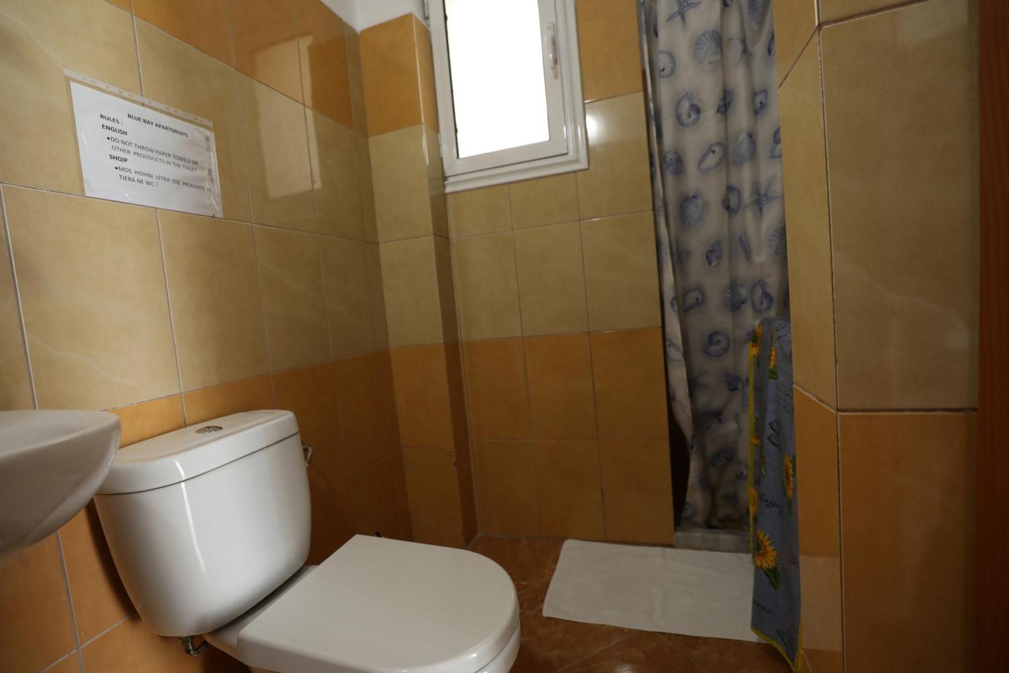 Blue Bay Apartments Sarandë Esterno foto