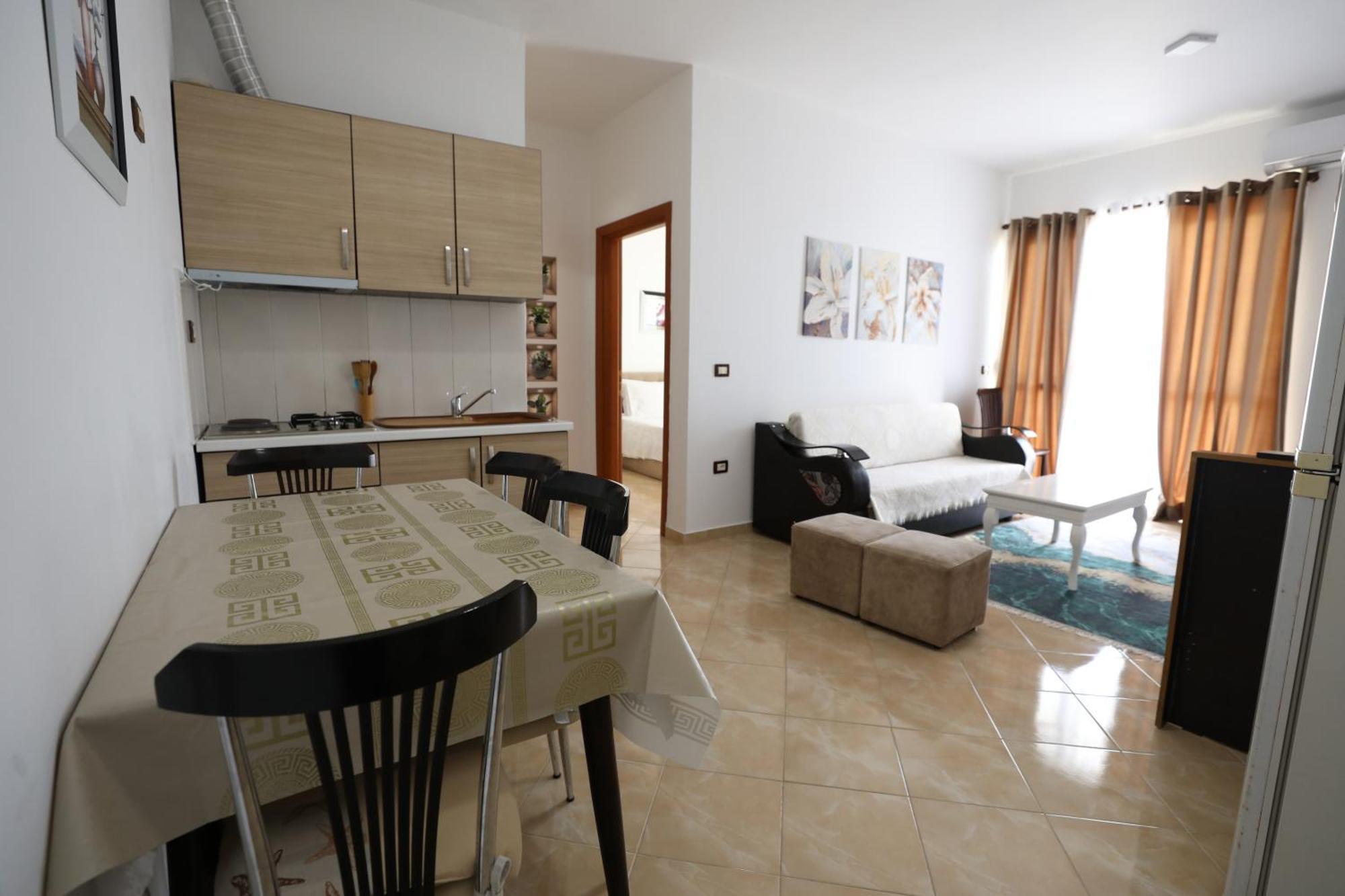 Blue Bay Apartments Sarandë Esterno foto